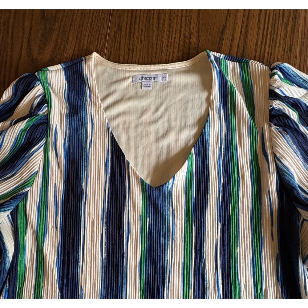 Chicos Women Blouse Pleated Size 2 Large Blue Green Striped Ruffle Sleeve V-Neck - Picture 2 of 10